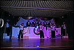 049.jpg