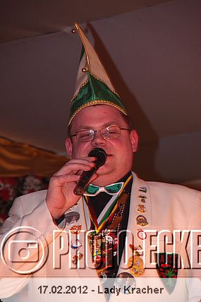 041.jpg