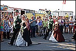 045.jpg
