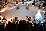 051.jpg